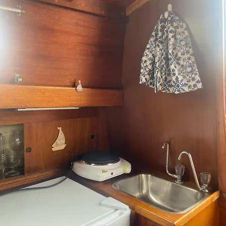 船屋 Bily Boat Da Rocha *