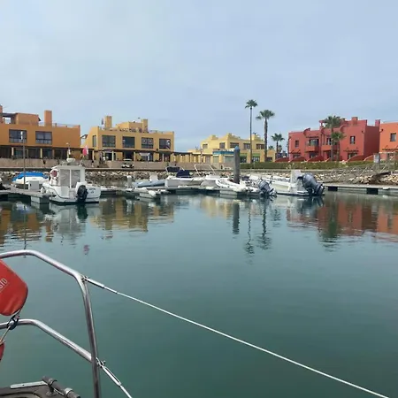 Bily Boat Da Rocha Botel