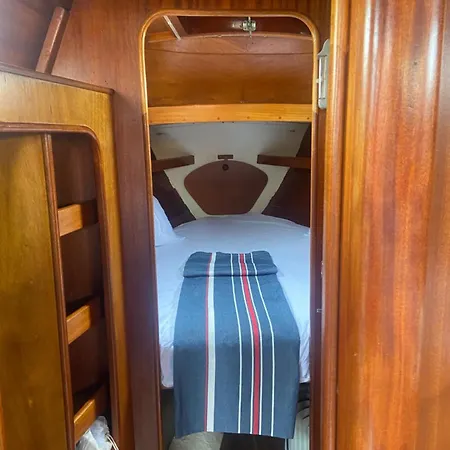 Botel Bily Boat Da Rocha *